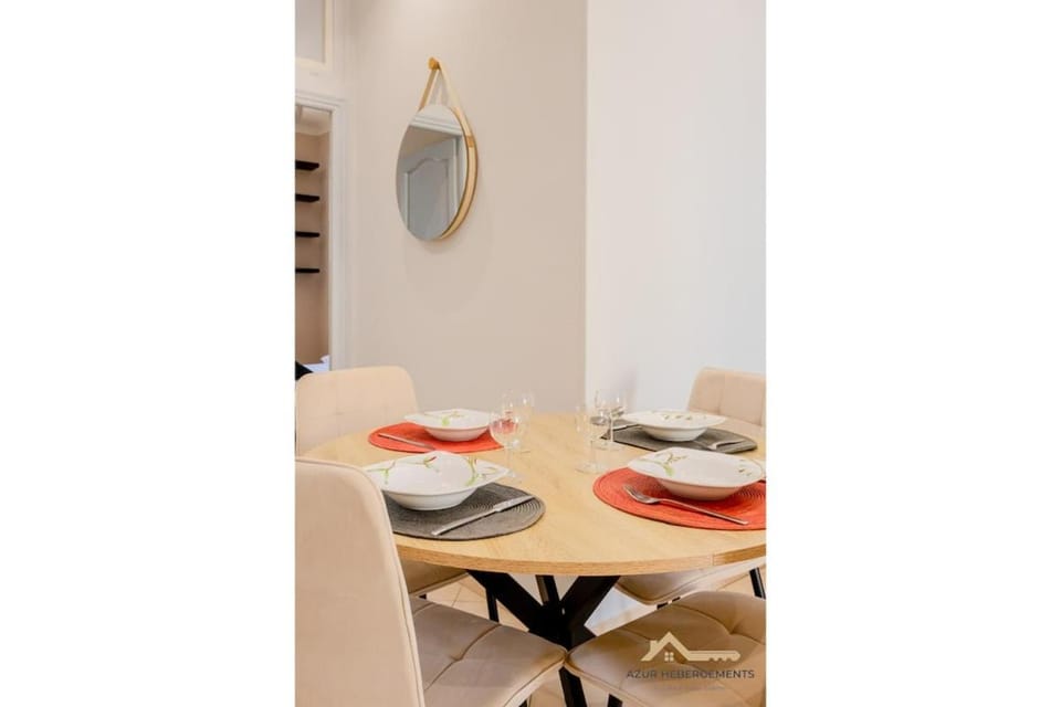 Nice Pauliani 1, 2 chambres Internet haut débit et climatisation Apartment in Nice