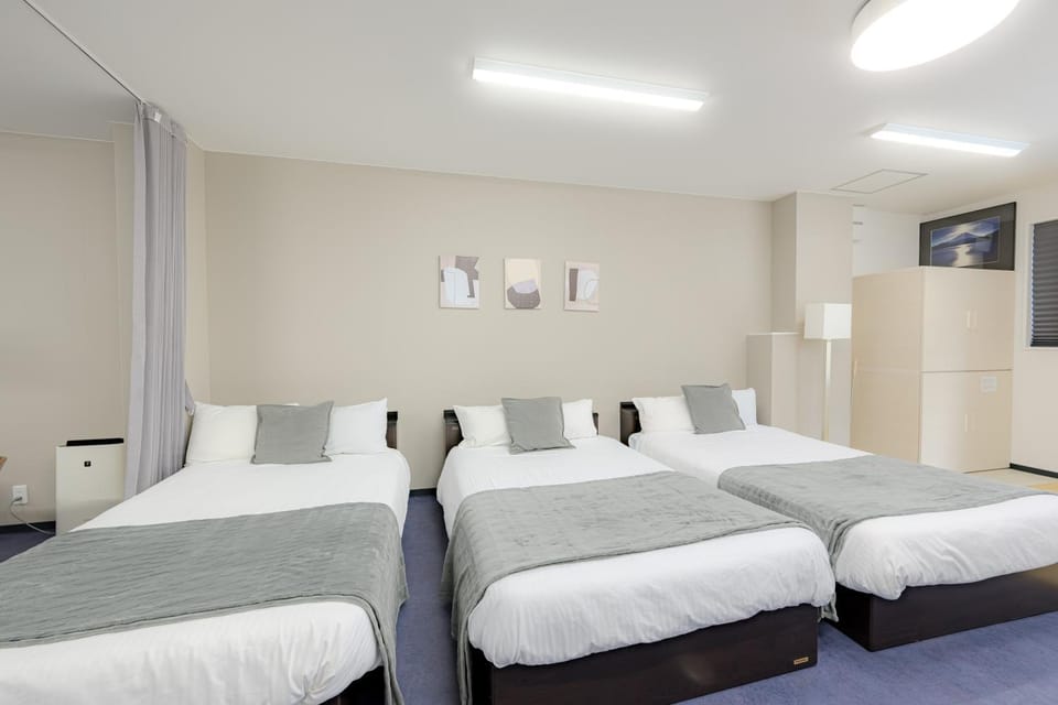 プレミアージュ天神ホテル Apartment in Fukuoka