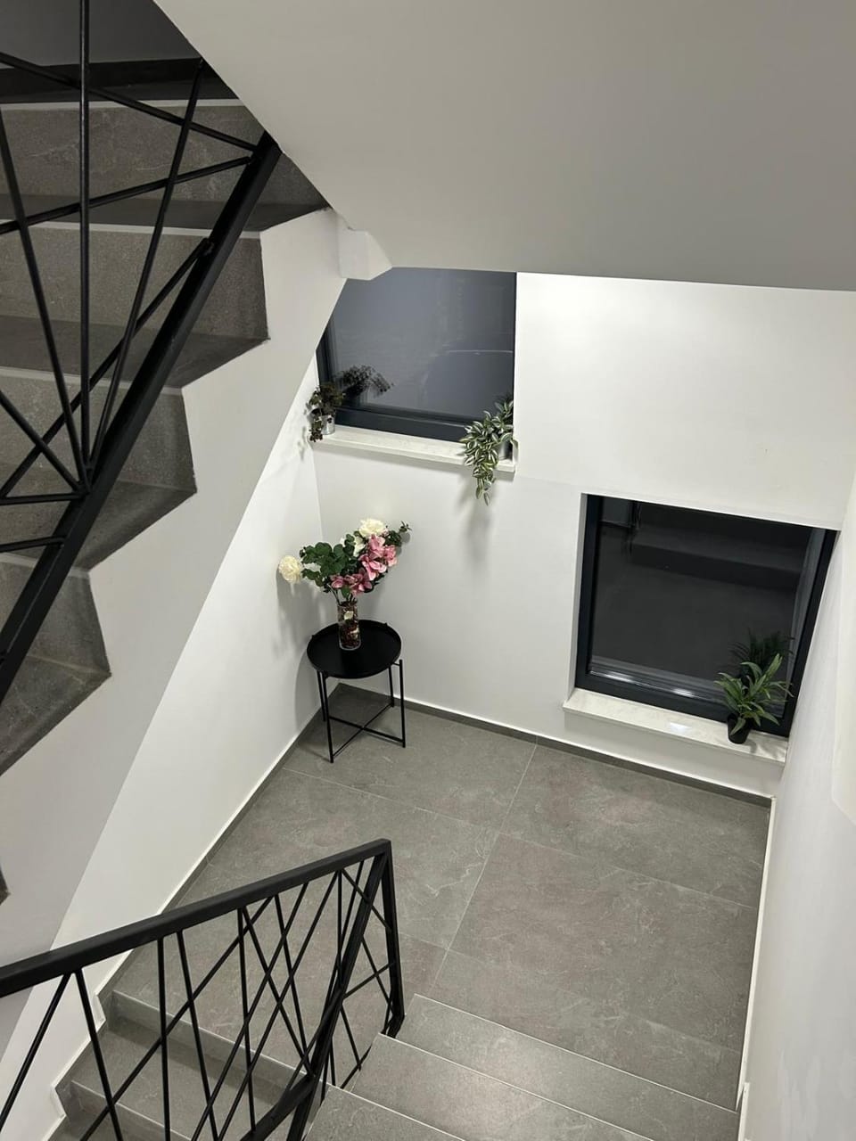 LuxStay Apartments APT3 - Private Parking, Terrace Apartment in City of Zagreb