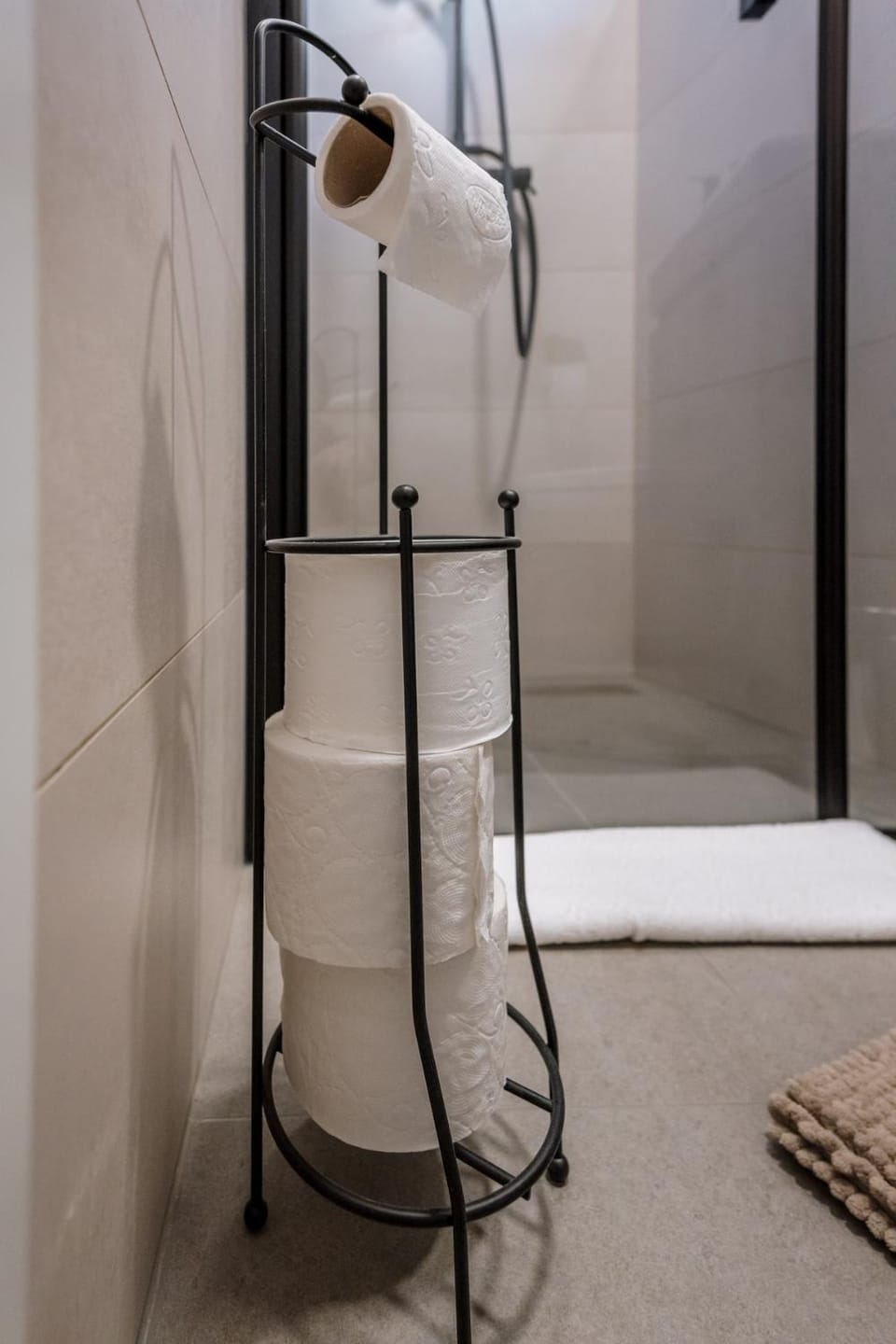 LuxStay Apartments APT4 - Private Parking, Balcony Apartment in City of Zagreb