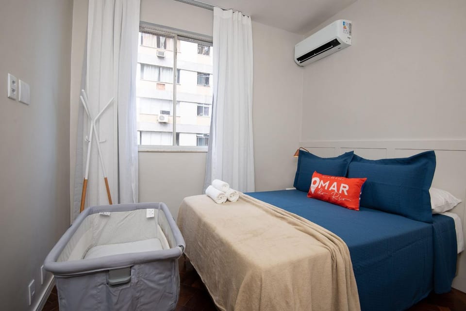 Modern 3 BDRs + Garage in Copacabana | SC 431/704 Apartment in Rio de Janeiro