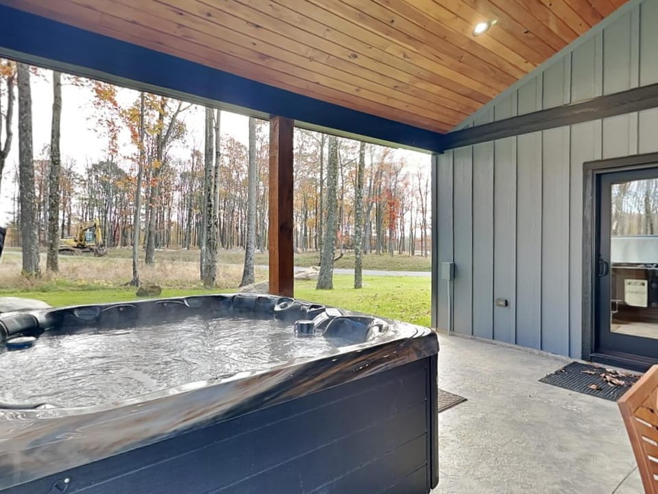 Mountain Whisper House in Deep Creek Lake