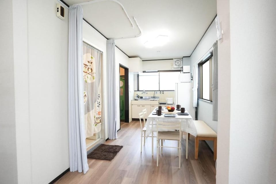 302 Grand Maison konohana 予約制駐車場,USJや海遊館に最適,駅から徒歩6分 Apartment in Osaka