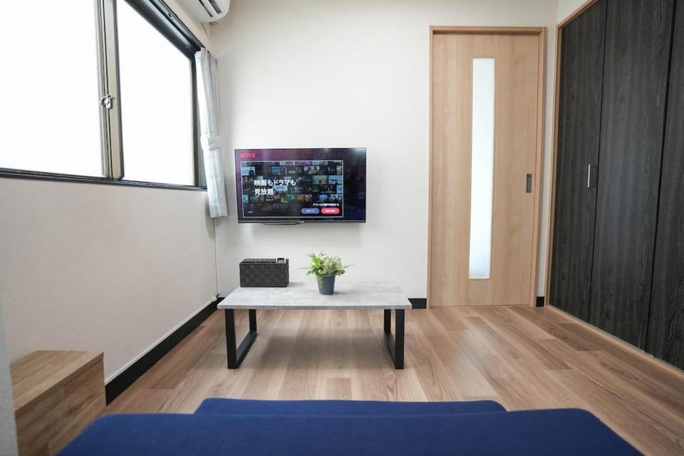 302 Grand Maison konohana 予約制駐車場,USJや海遊館に最適,駅から徒歩6分 Apartment in Osaka