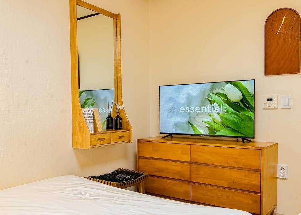 Mangwon hongdae 5minutes,Super station area Apartment in Seoul
