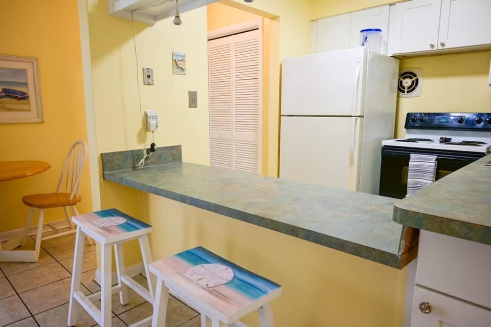 Diplomat 220-21 House in Cocoa Beach