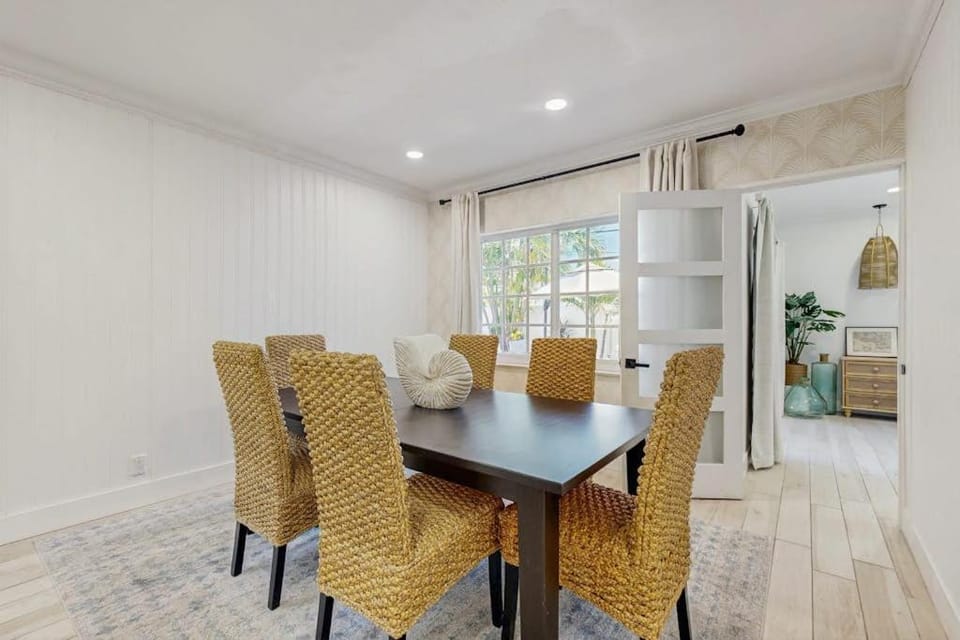 Once Upon a Beach Time House in Pompano Beach