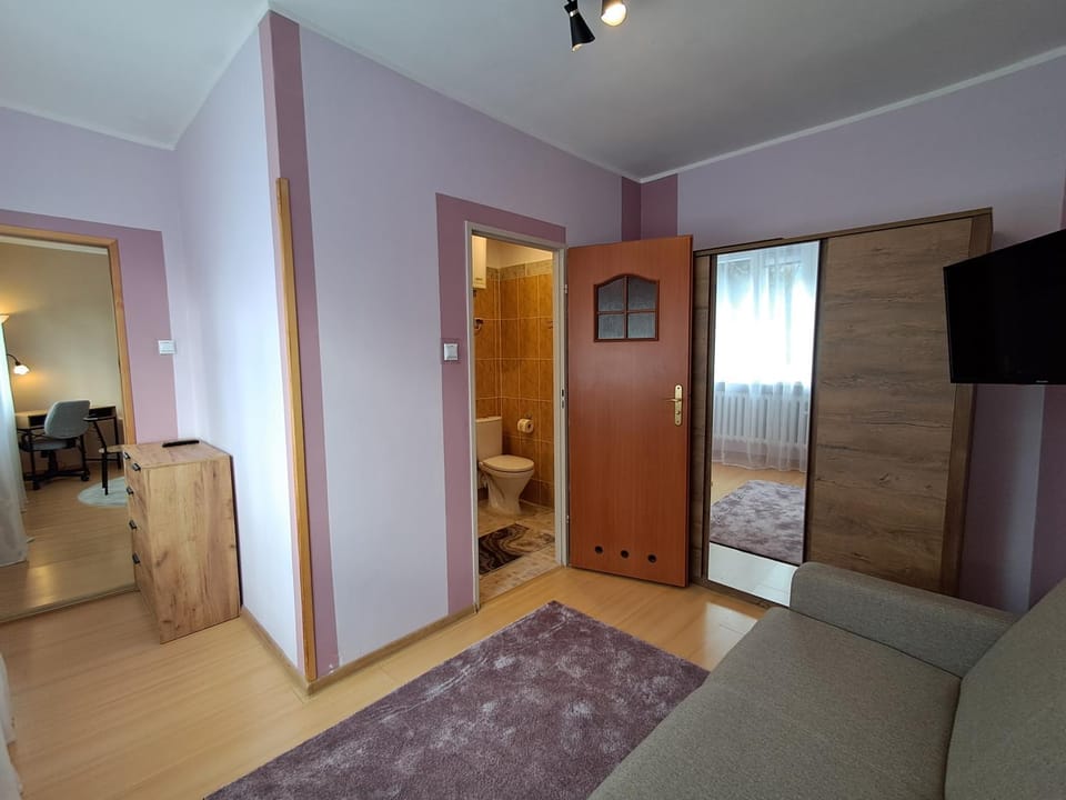 Seating area, wardrobe