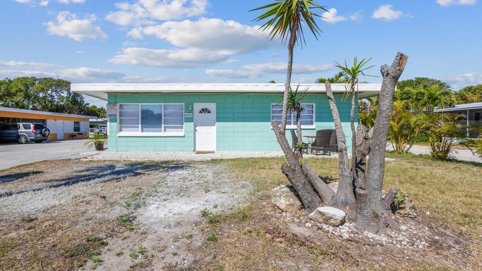 Brevard Ave 420 House in Cocoa Beach