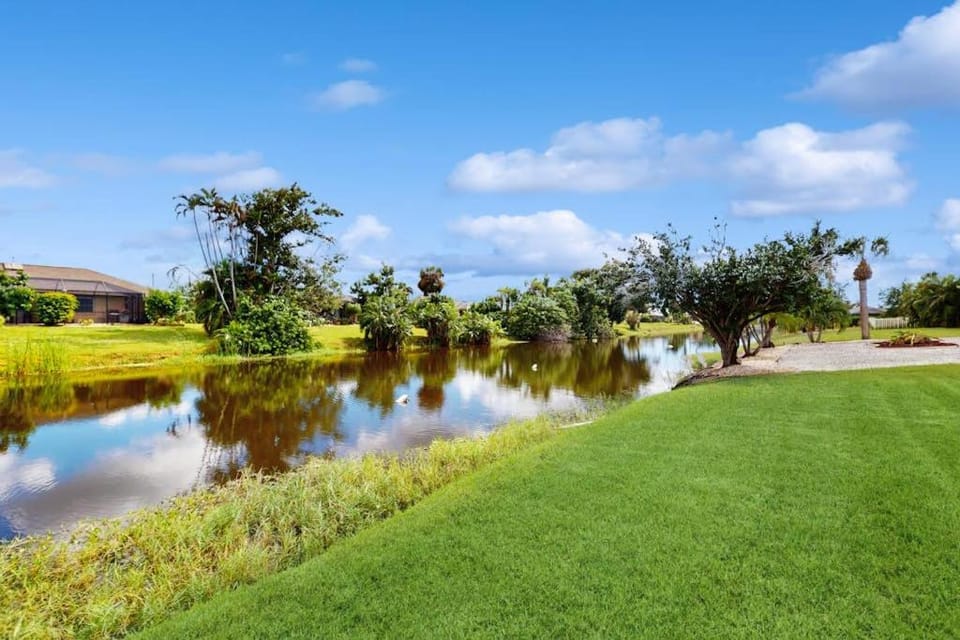 Waterway Whispers House in Rotonda West