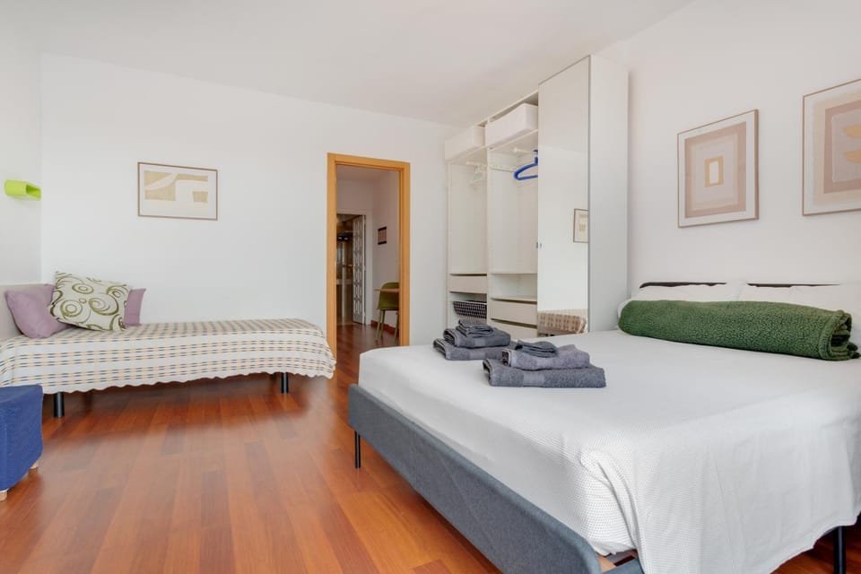Property building, Living room, Bedroom
