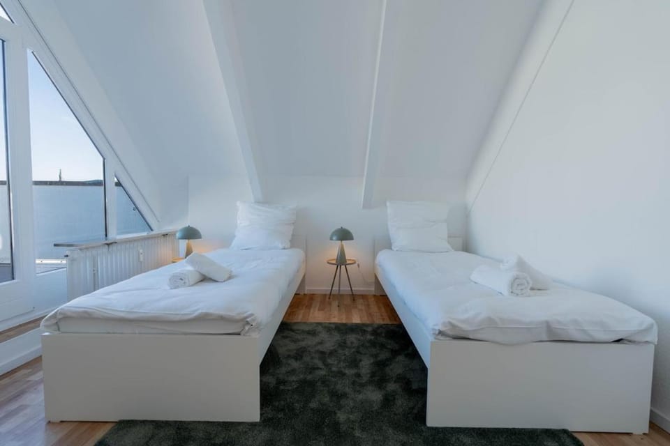Großzügiges City-Apartment in bester Lage für 8 Personen Apartment in Oldenburg