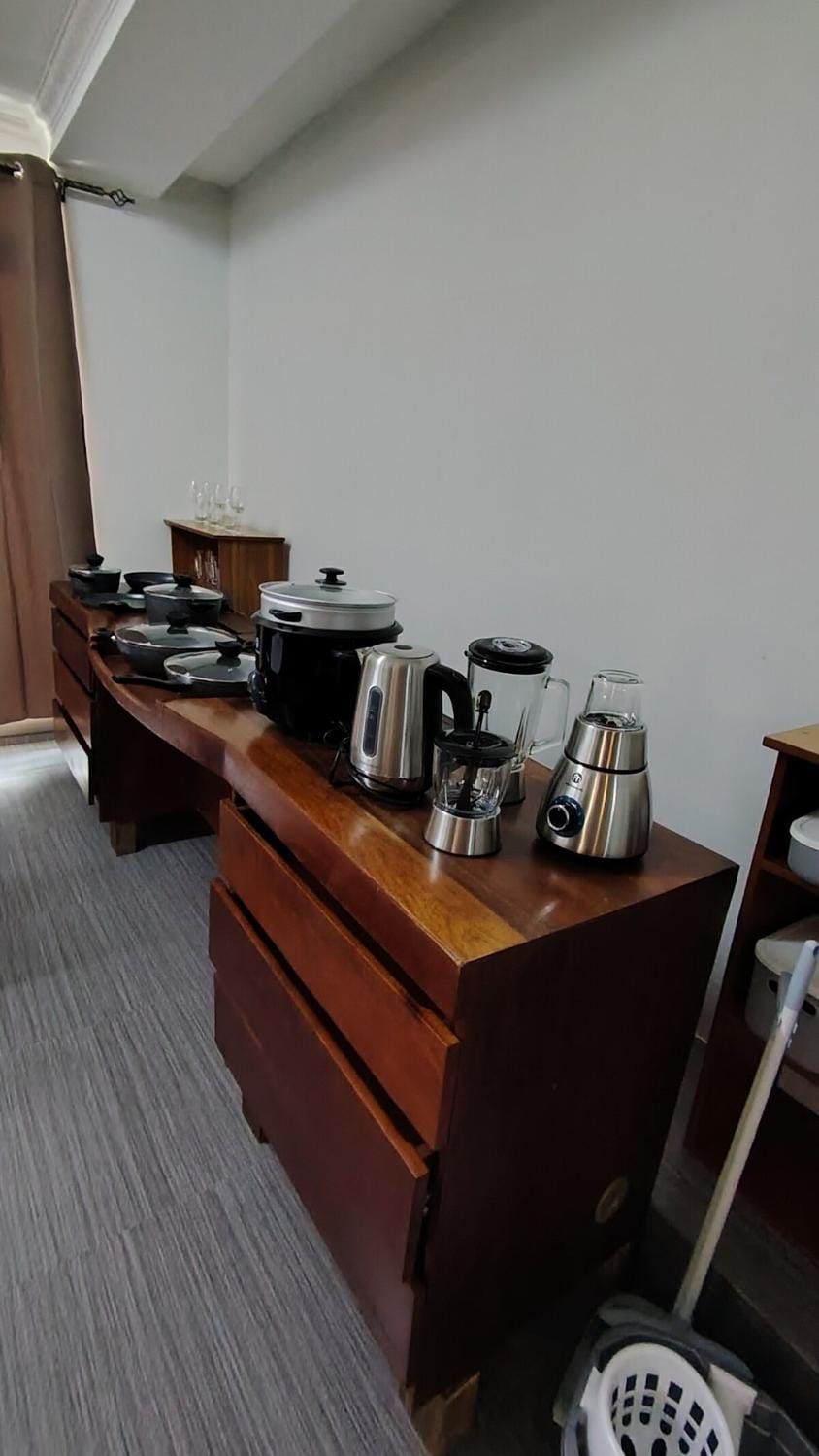 Coffee/tea facilities, Kitchen or kitchenette, Food and drinks