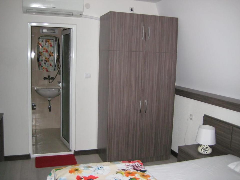 Къща за гости Семейство Петрови Bed and Breakfast in Plovdiv Province