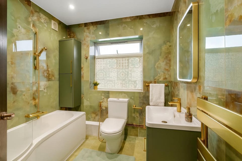 Toilet, Bathroom, Bath