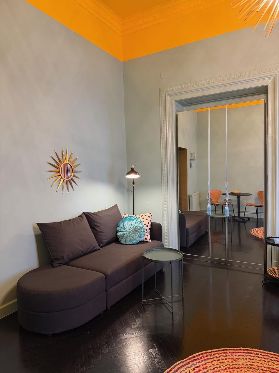 Seating area