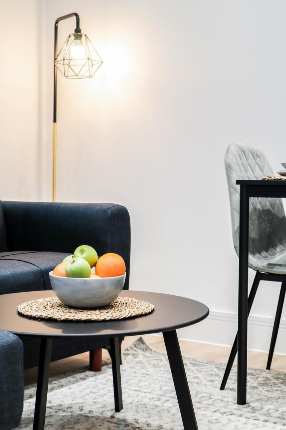 The Rye Retreat - 1BR Modern Design with Smart TV & Secure Underground Parking in Central High Wycombe HP13, Sleeps 3 Apartment in High Wycombe