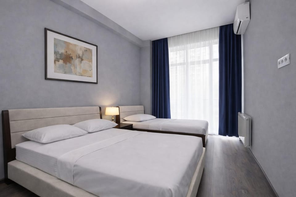 Property building, Photo of the whole room, Bedroom