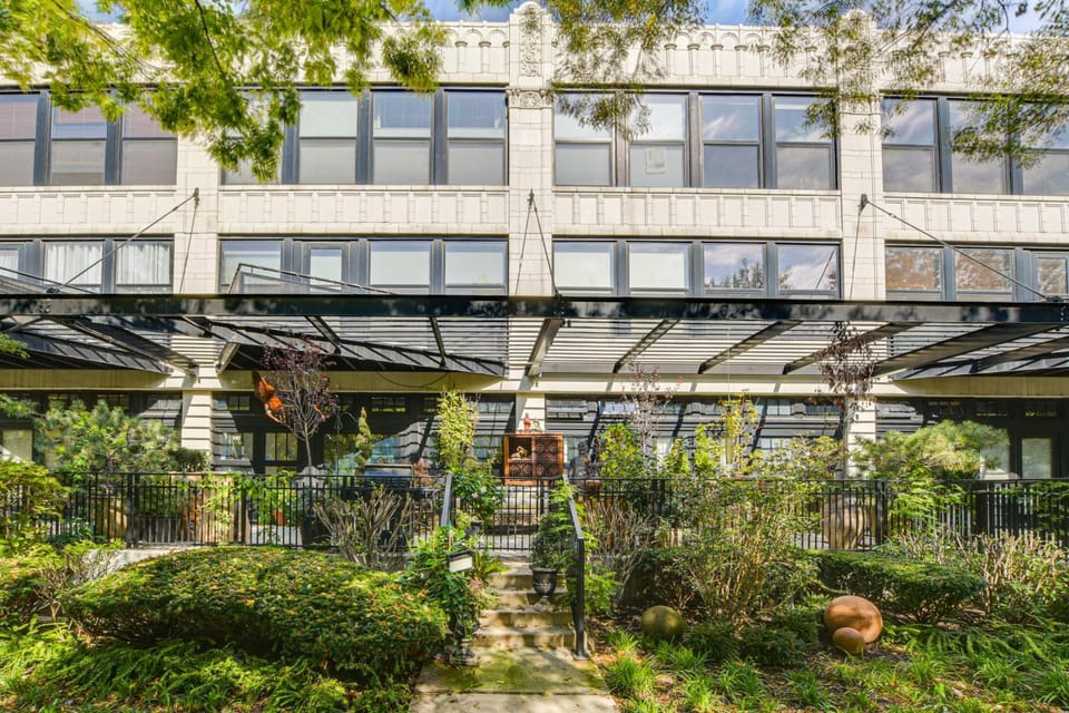 Extended Stay: Walk to UIC Campus & Train! House in Chicago