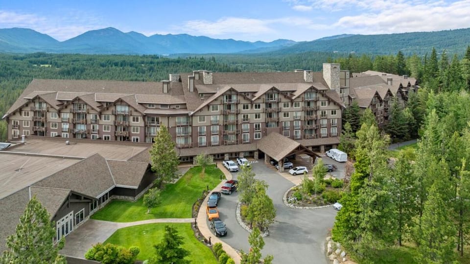 Suncadia 1BR Getaway with Fireplace and Quiet Views Apartment in Kittitas County