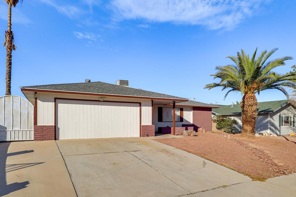 Work Remotely! Home w/ Fenced Yard in Las Vegas House in Summerlin