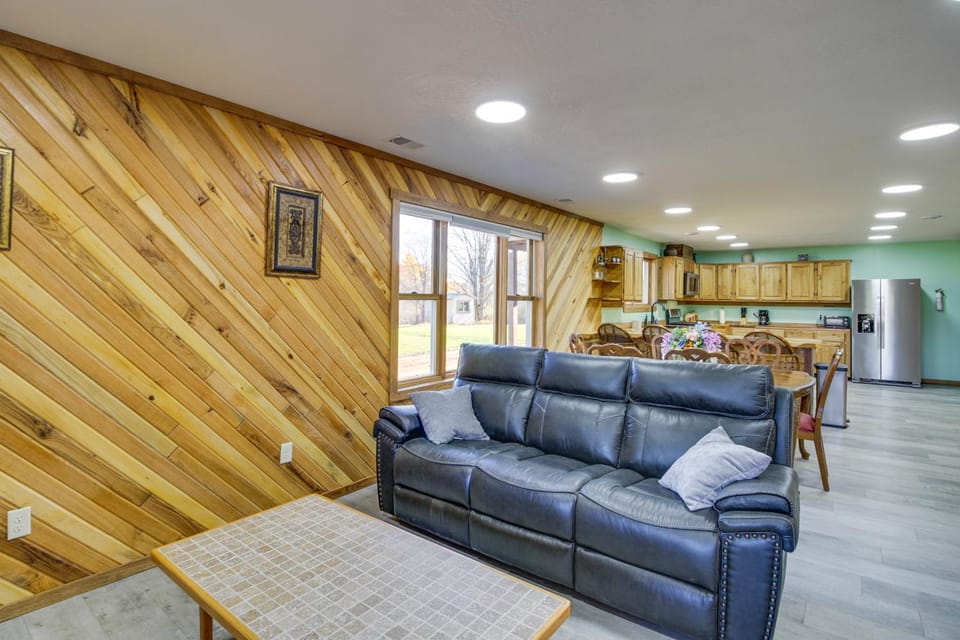 Hunt, Hike & Explore! Private Home in Pequot Lakes House in Minnesota