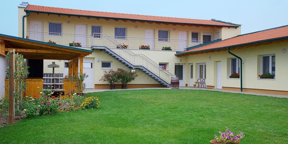 Gästehaus Lackenblick Bed and Breakfast in Hungary