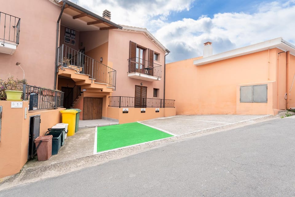 Property building, Street view, Parking