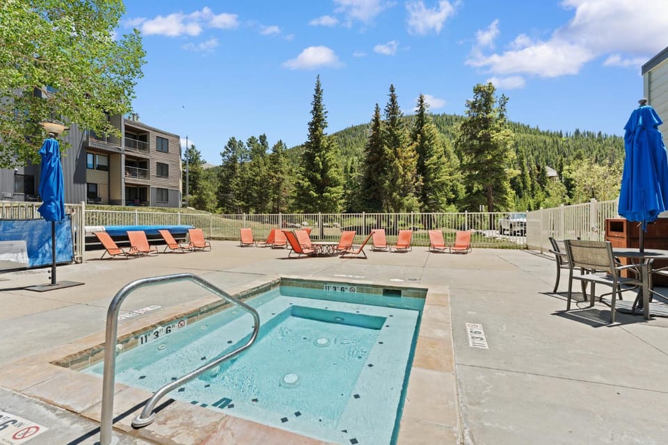 Brightwood #105 Building 1 : 2 Apartment in Keystone