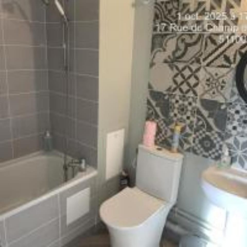 Bathroom, Bath