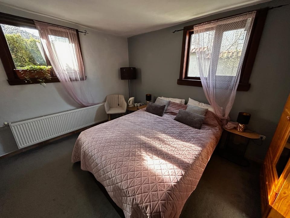 Devonshire Lodge Chalet Bed and Breakfast in Bansko