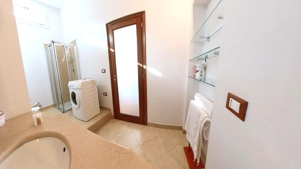 Villa Regina - Bastian Apartment in Reggio Calabria
