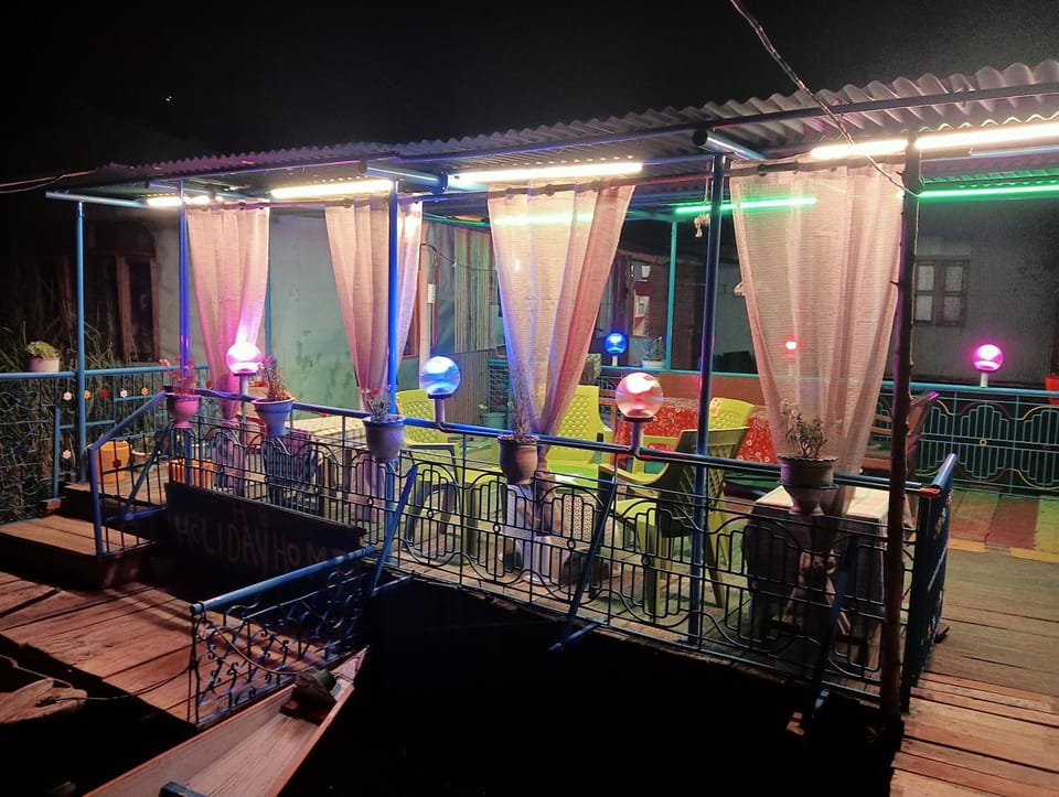 Holiday Home Hotel in India