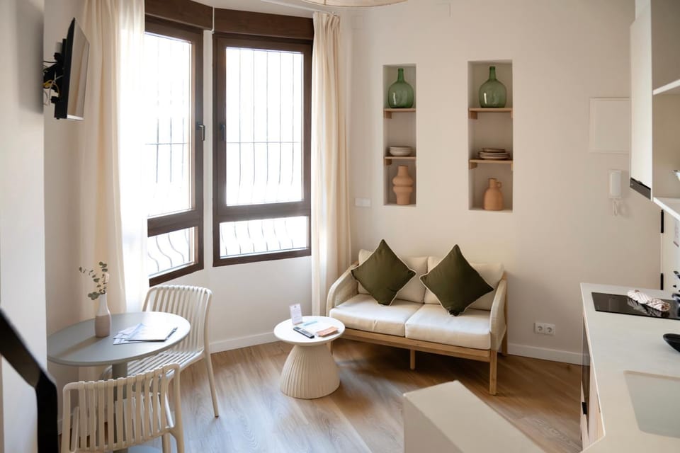 TV and multimedia, Living room, Dining area