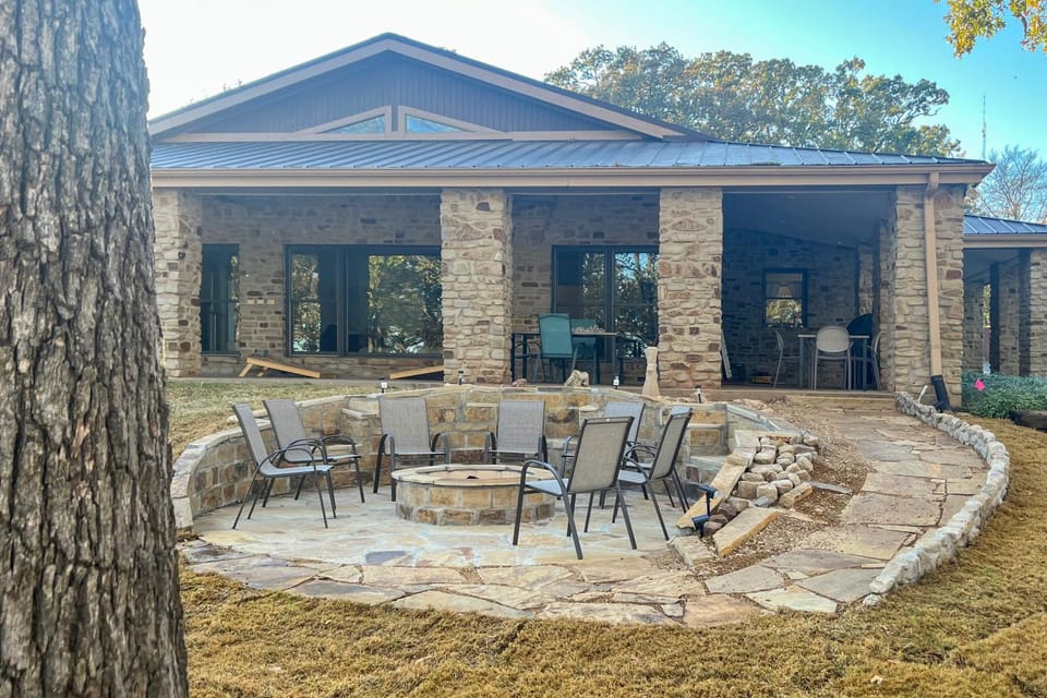 Family Friendly! Pottsboro 'KC Sunshine Lakehouse' House in Lake Texoma