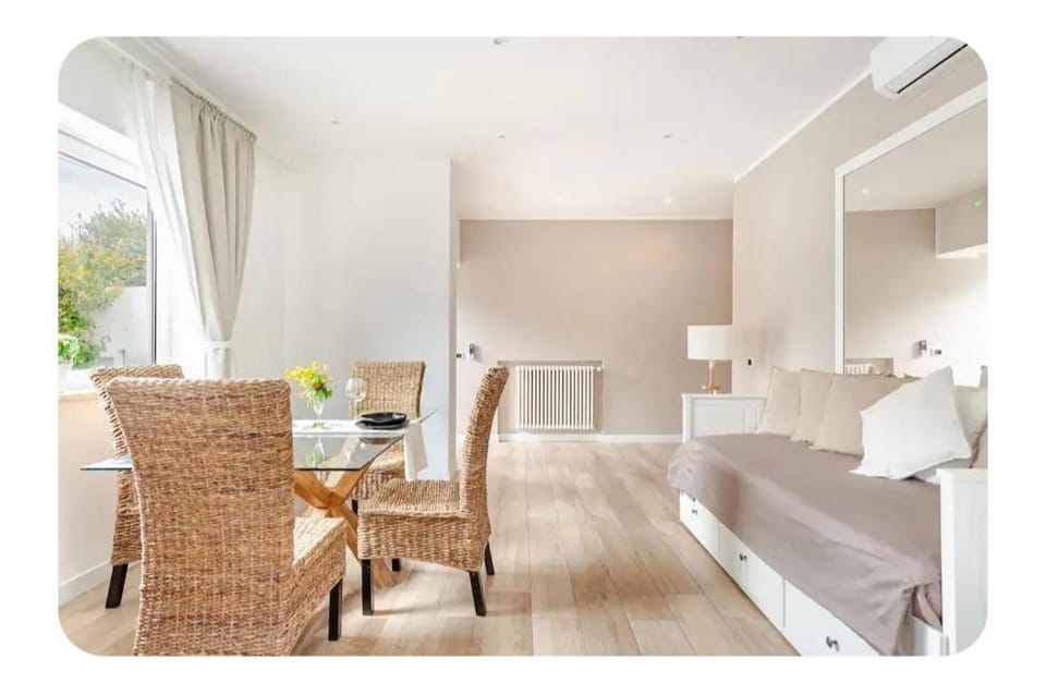 Cheerfull Villa near the airport House in Fiumicino