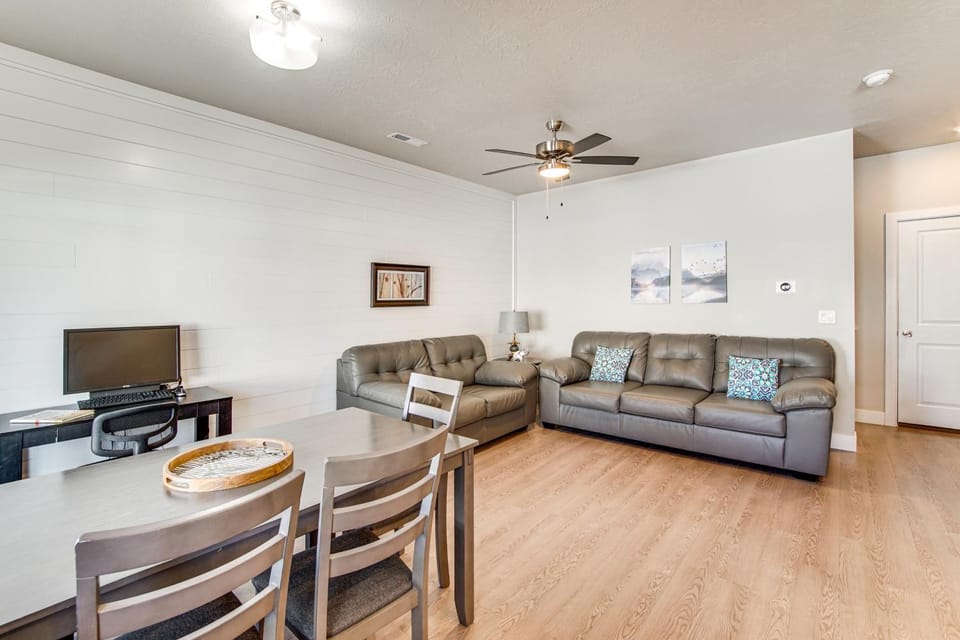 25 Mi to Cedar Breaks: Unit w/ Furnished Patio! House in Cedar City