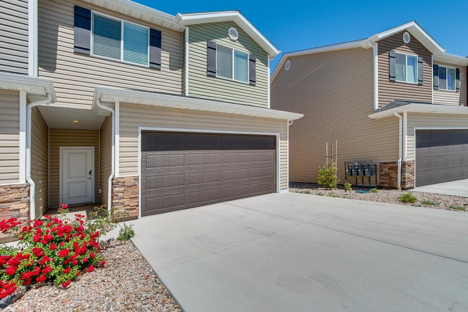 25 Mi to Cedar Breaks: Unit w/ Furnished Patio! House in Cedar City