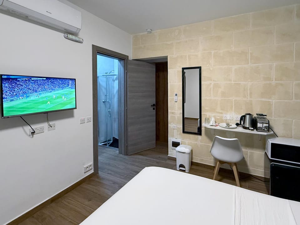 Mini Studios in Central Victoria Apartment in Malta