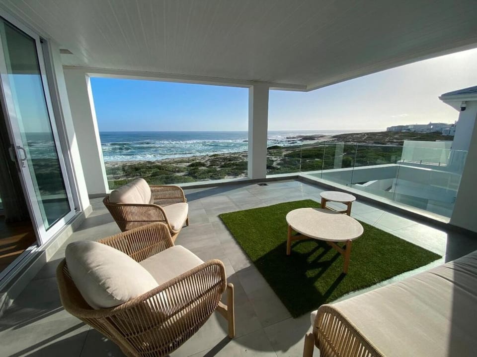 Ocean Dream Beach Villa Villa in Western Cape