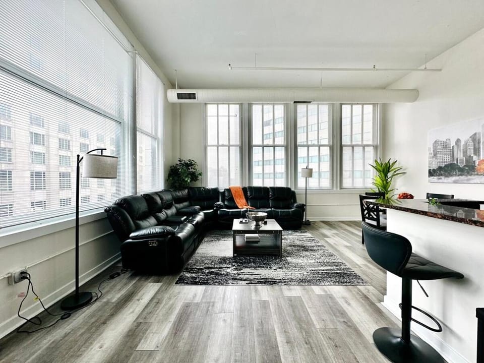 Luxurious Downtown Penthouse with Amazing Views Apartment in Indianapolis