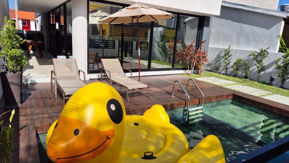 Garden, Swimming pool