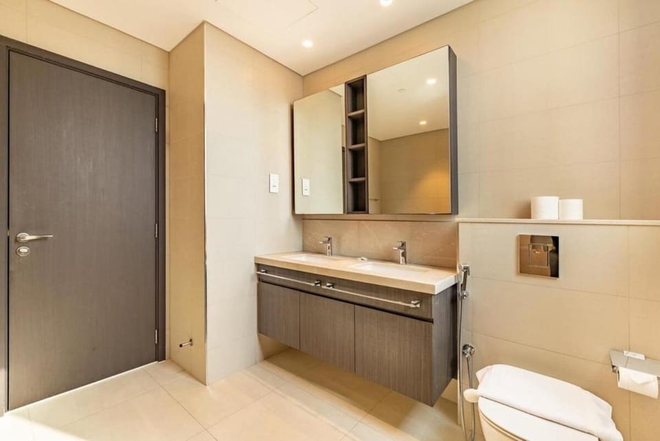 Toilet, Bathroom