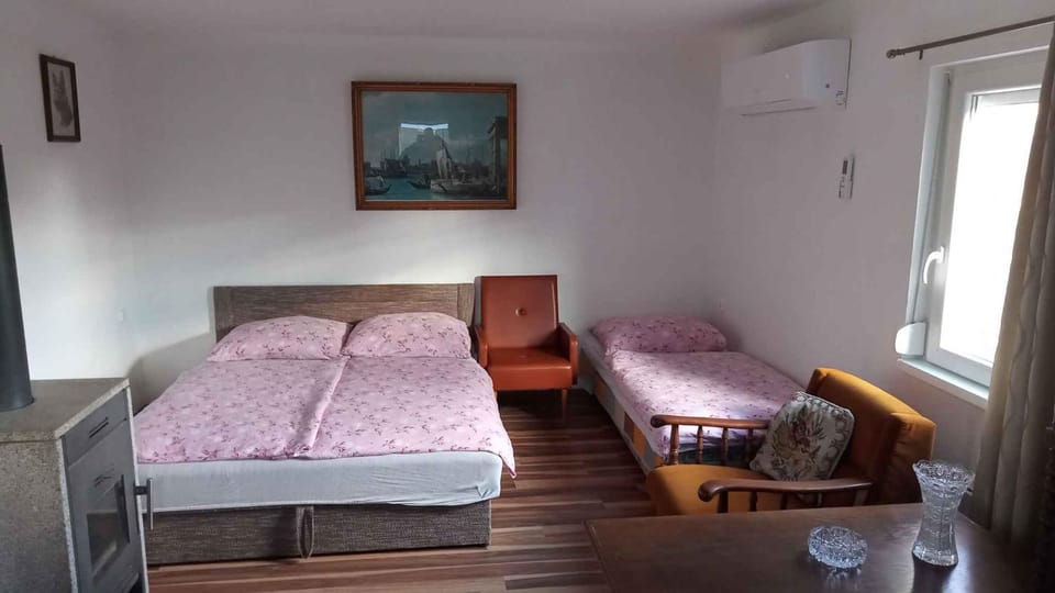 Apartment in Balatonbereny - Balaton 18124 House in Hungary