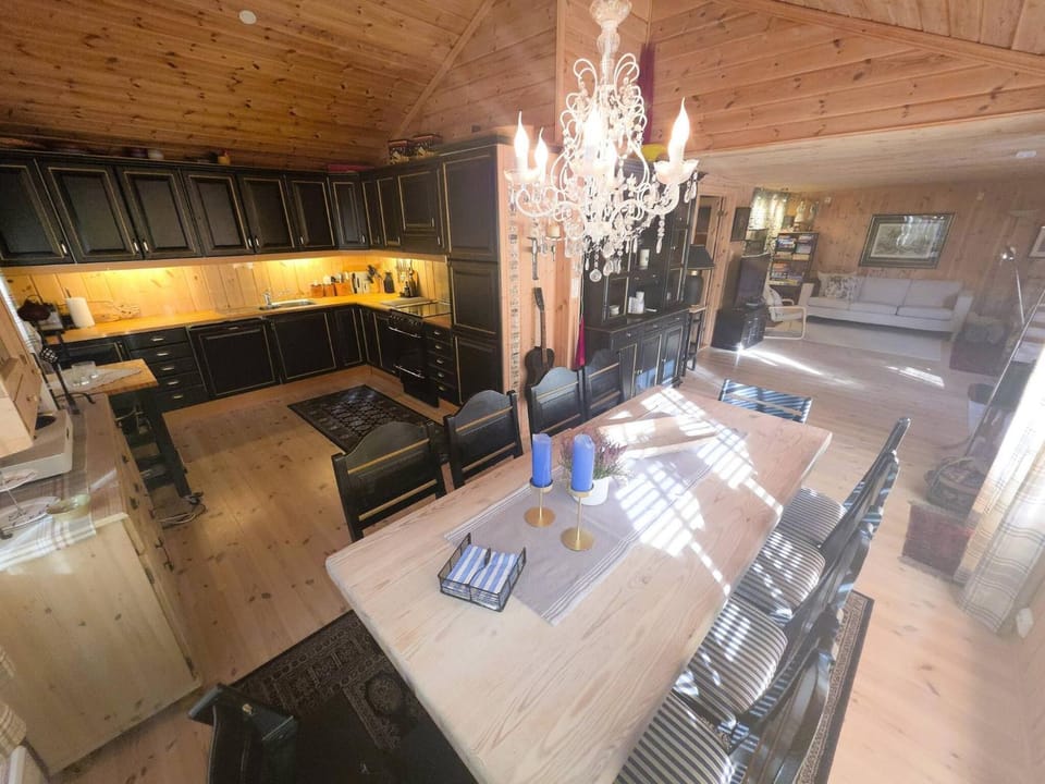 Decorative detail, Dining area, kitchen