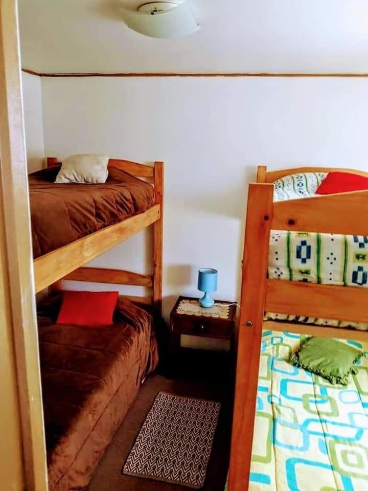Casa Grande roja para 7 personas Apartment in Bio Bio, Chile