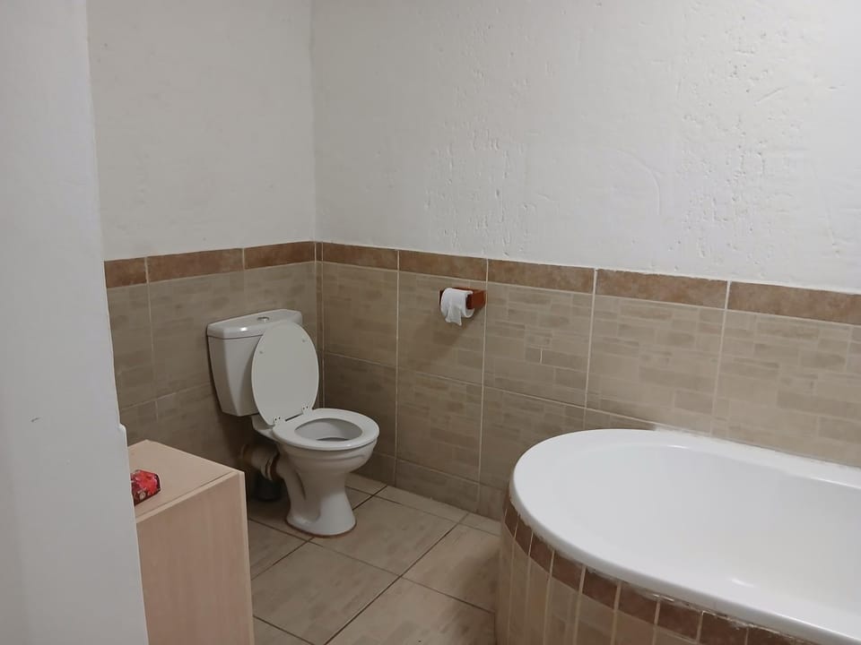 Toilet, Bathroom, Bath