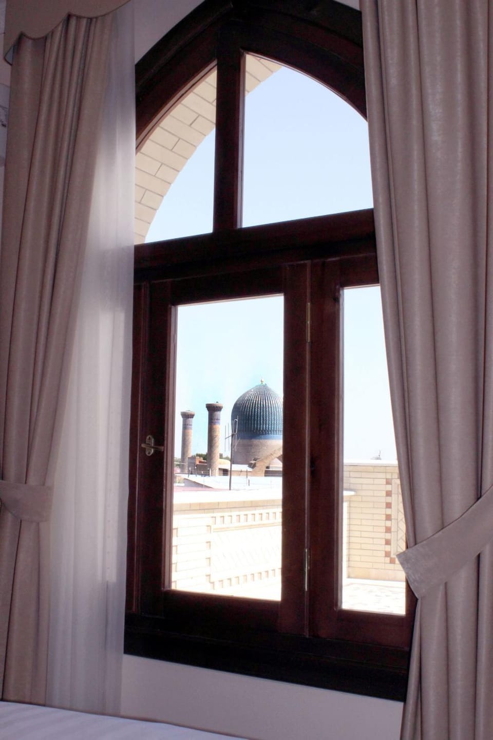 Day, Landmark view