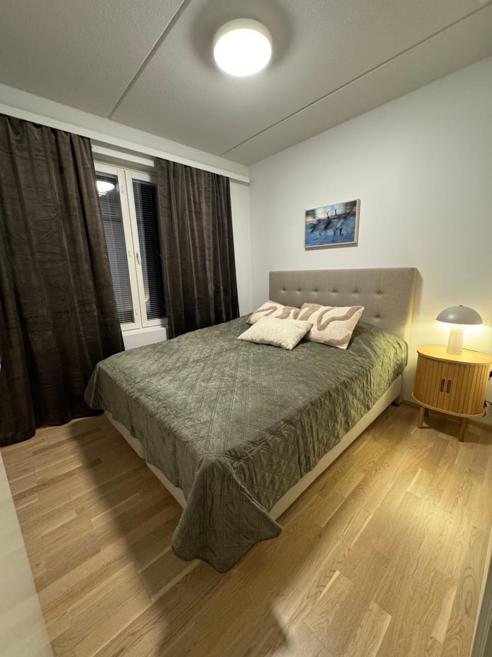 Bed, Photo of the whole room