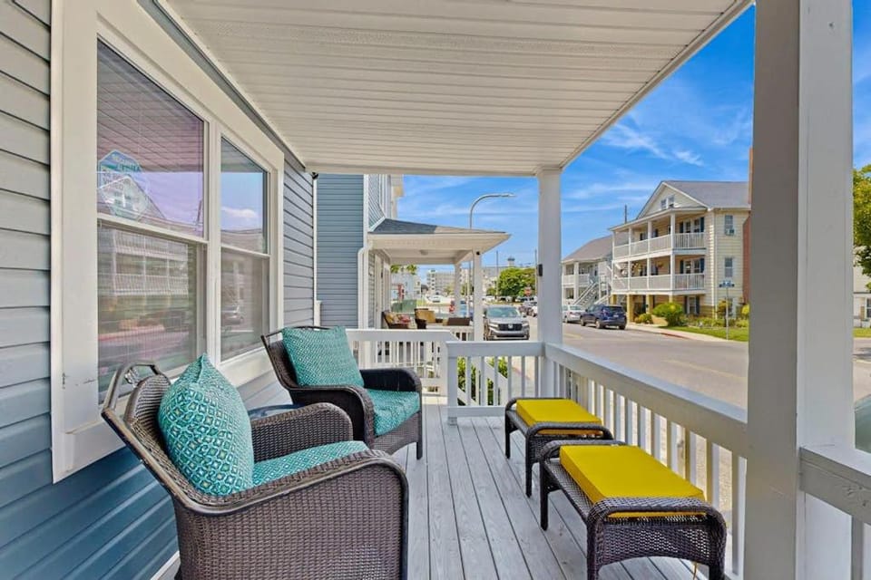 Porch Life House in Ocean City